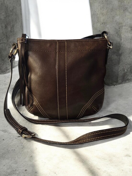 Coach Handbags - COACH Brown Leather Crossbody Bag Adjustable Strap- Y2K